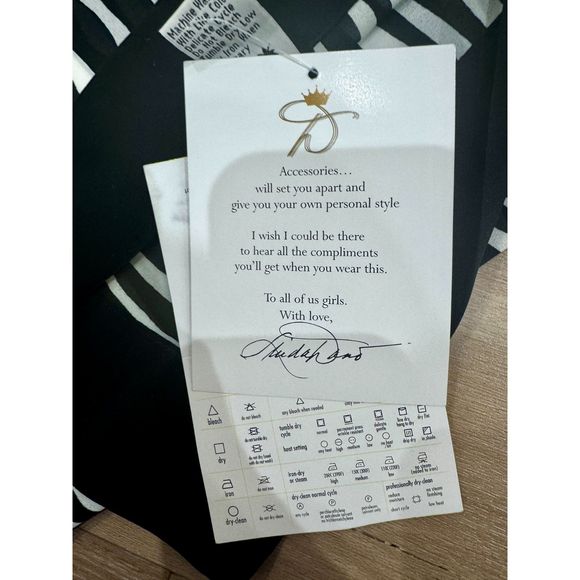 Linda Dano Vintage Black and White Zebra Print Shawl - New with Tags - Picture 8 of 10